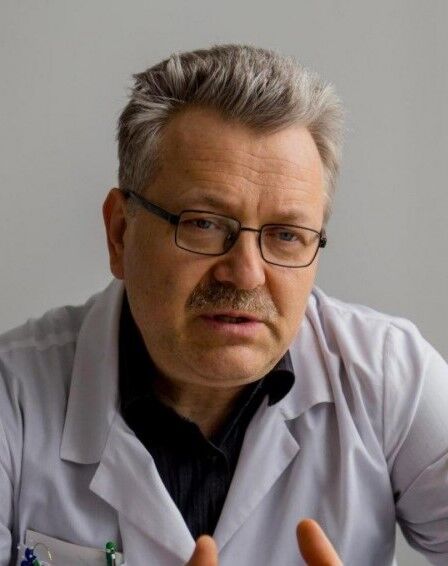 Doctor Dermatologist Mateusz Kowalewski