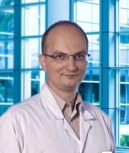 Doctor Dermatologist Maciej Mydłowski